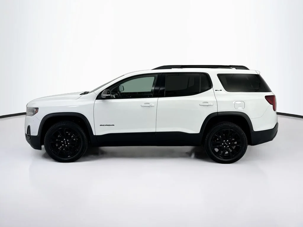 Used 2023 White GMC SLE image 8