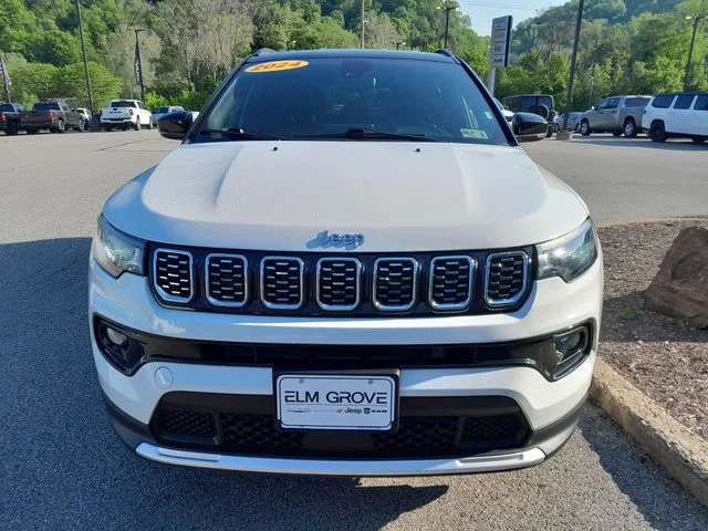 Used 2024 White Jeep Limited image 4