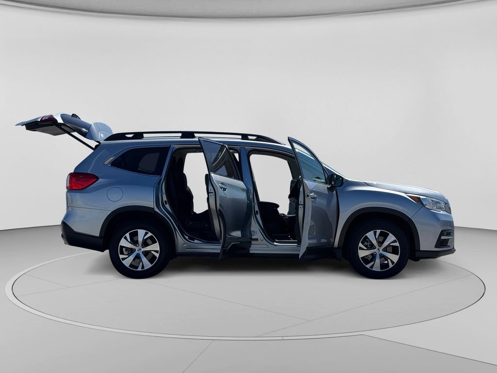 Used 2021 Ice Silver Metallic Subaru Premium image 31