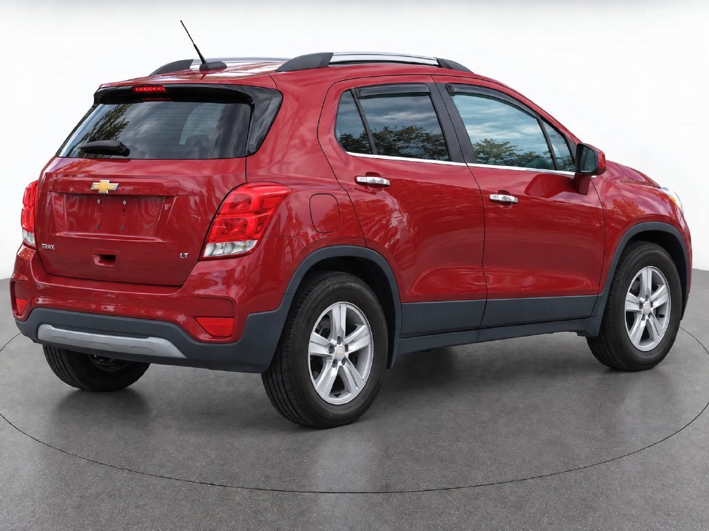 Used 2020 Red Chevrolet LT image 33
