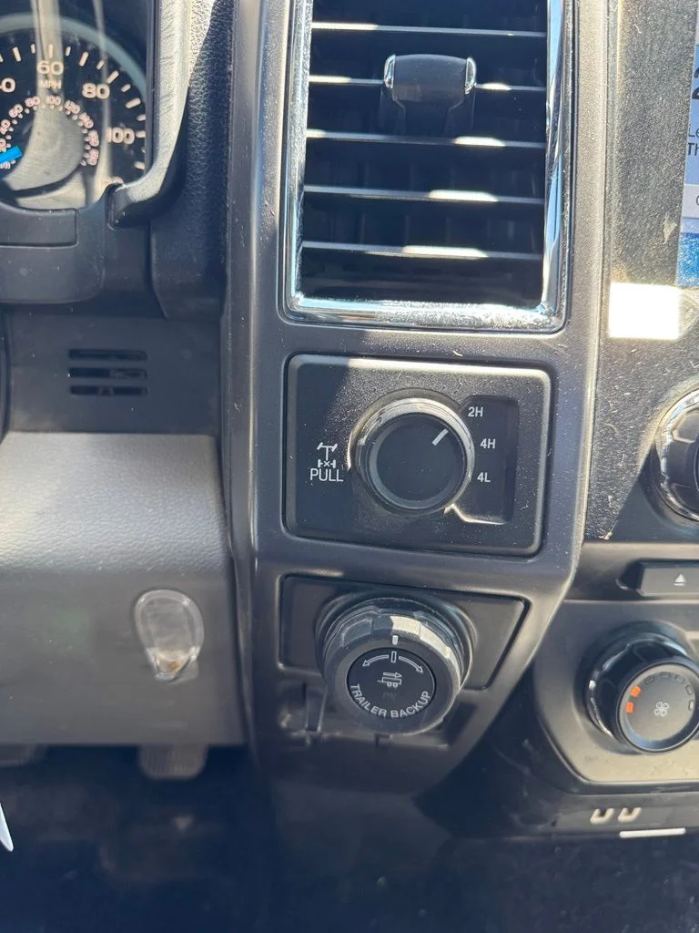 Used 2016 Silver Ford XLT image 20
