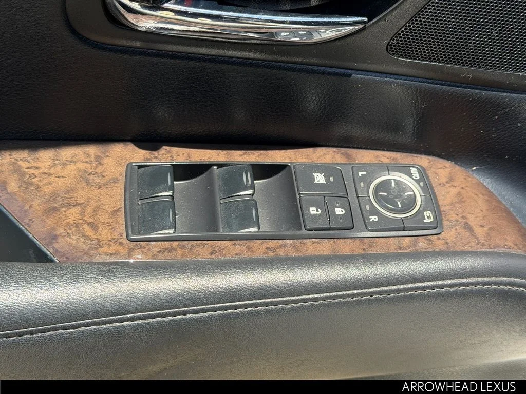 Used 2013 Silver Lexus 350 image 18