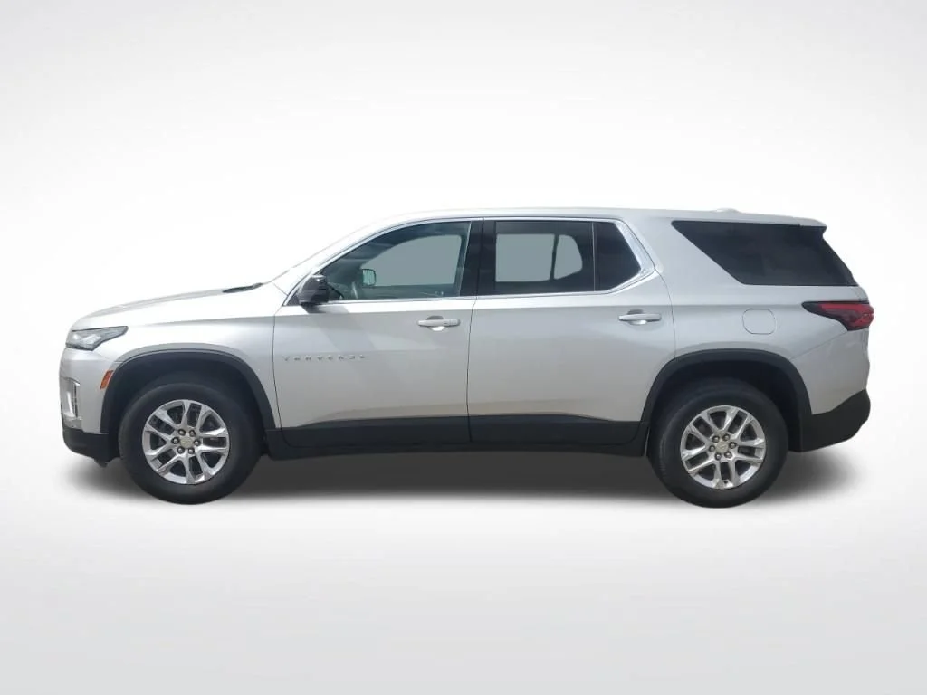 Used 2022 Silver Ice Metallic Chevrolet LS image 2