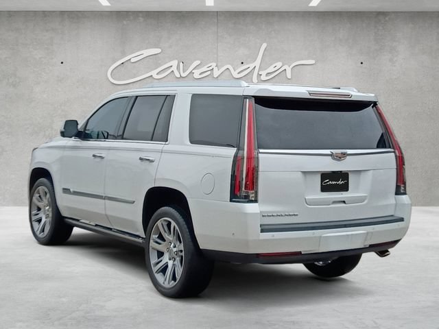 Used 2017 CRYSTAL WHITE TRICOAT Cadillac Premium Luxury image 14