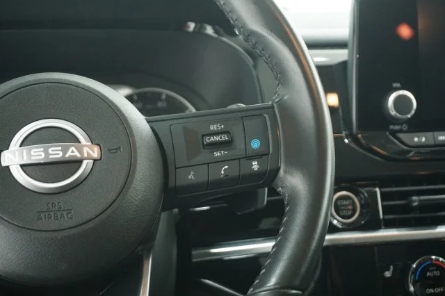 Used 2024 BLACK Nissan SV image 28