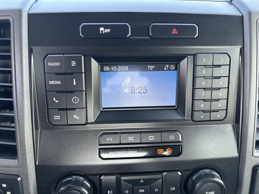 Used 2021 Oxford White Ford XL image 27