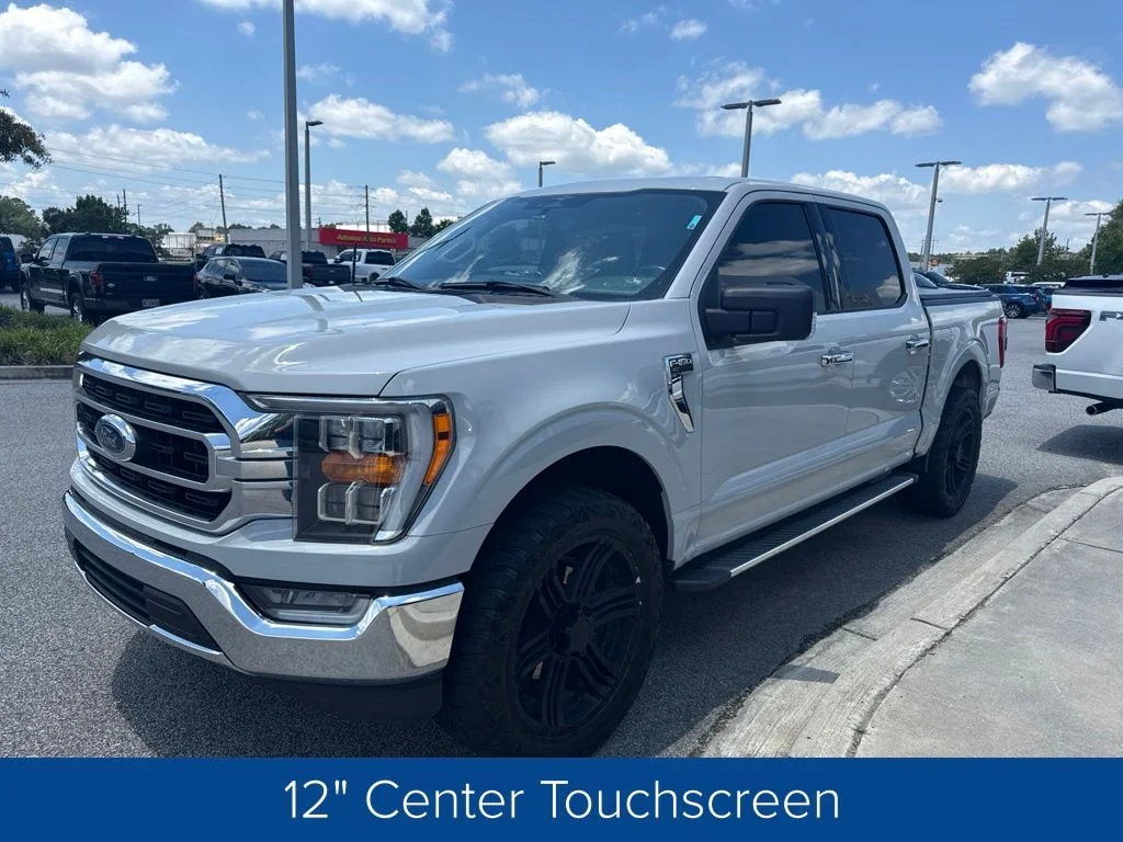 Used 2023 Gray Ford XLT image 3