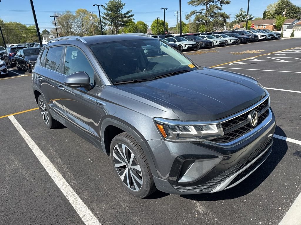 2024 Volkswagen Taos SE