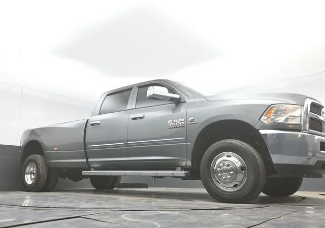 Used 2013 Gray Ram Tradesman image 37