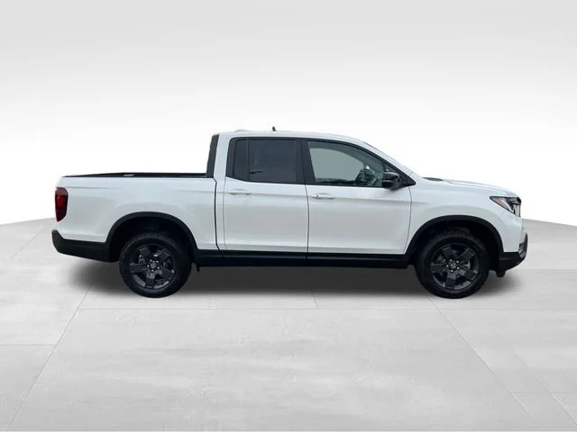 New 2026 Platinum White Pearl Honda TrailSport image 9