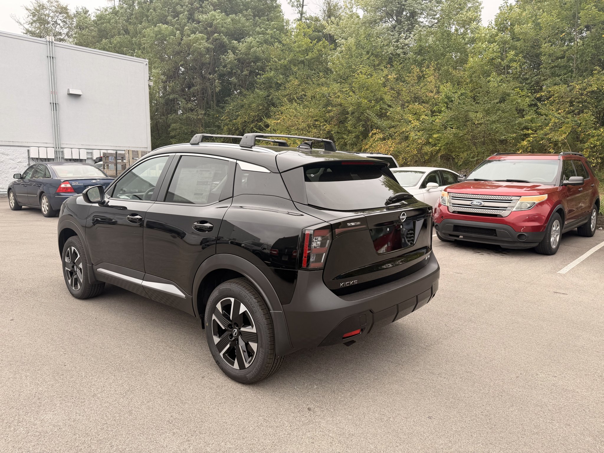 New 2027 Super Black Nissan SV image 5
