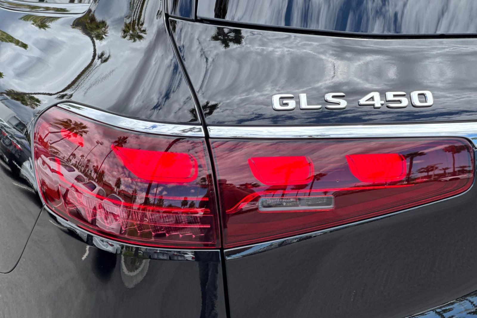New 2026 Black Mercedes-Benz GLS 450 image 13