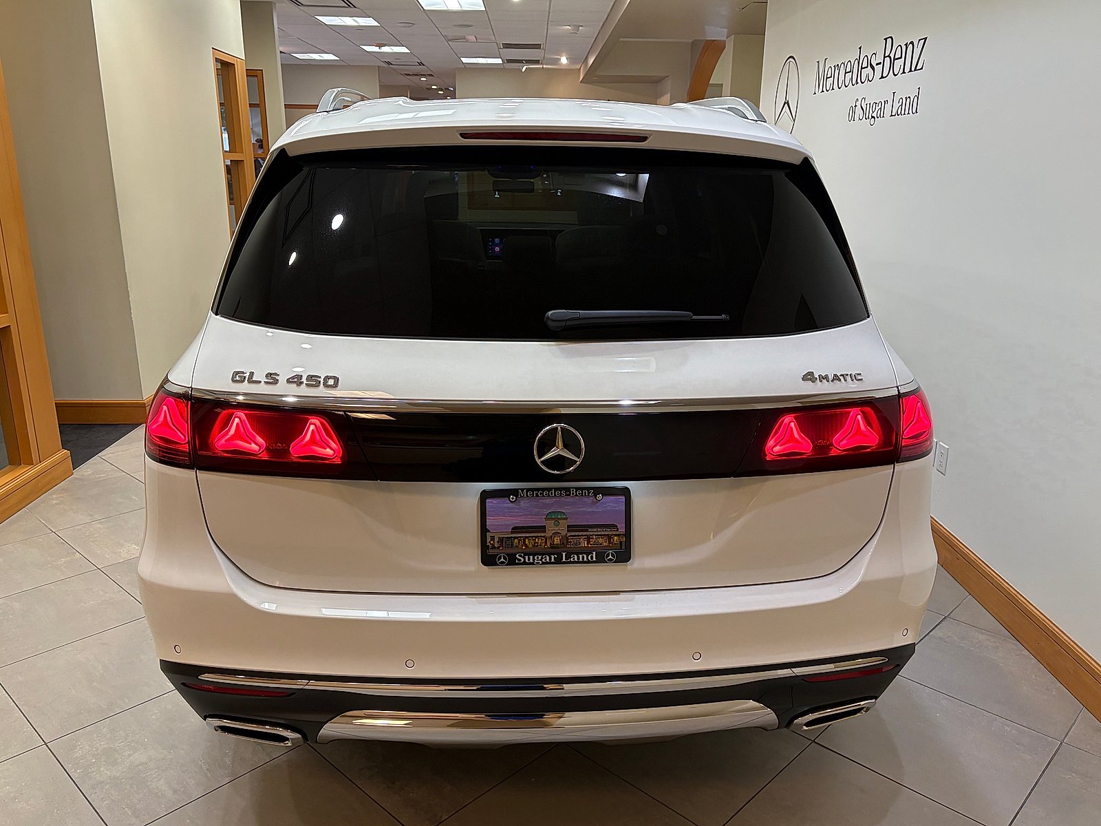 New 2027 Polar White Mercedes-Benz GLS 450 image 4