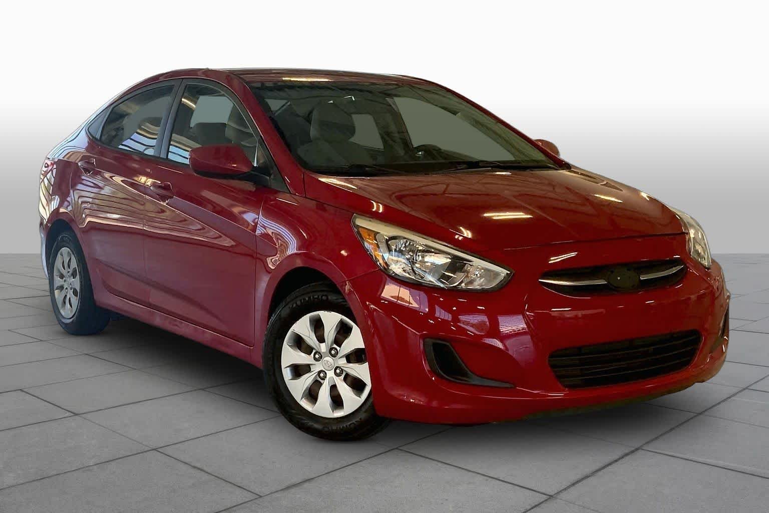 Used 2016 Boston Red Metallic Hyundai SE image 3