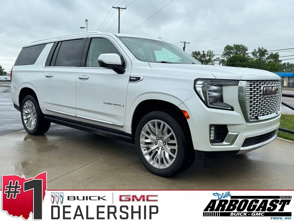 2023 GMC Yukon Denali AWD's photo