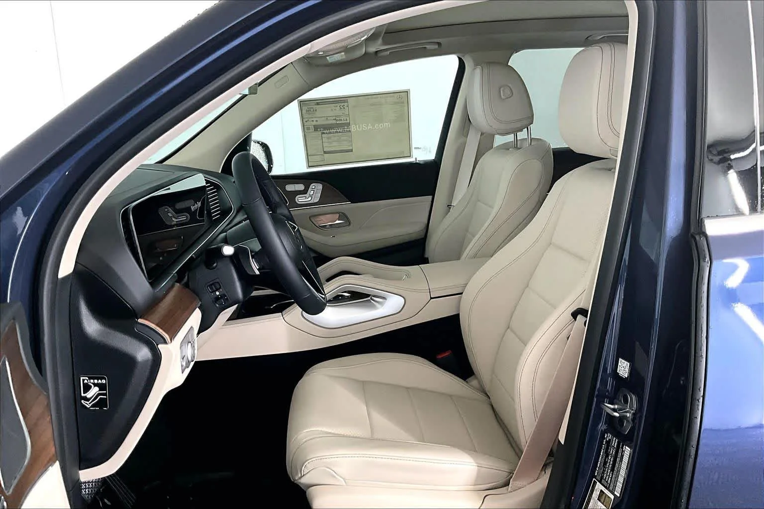 New 2026 Twilight Blue Metallic Mercedes-Benz GLE 350 image 9