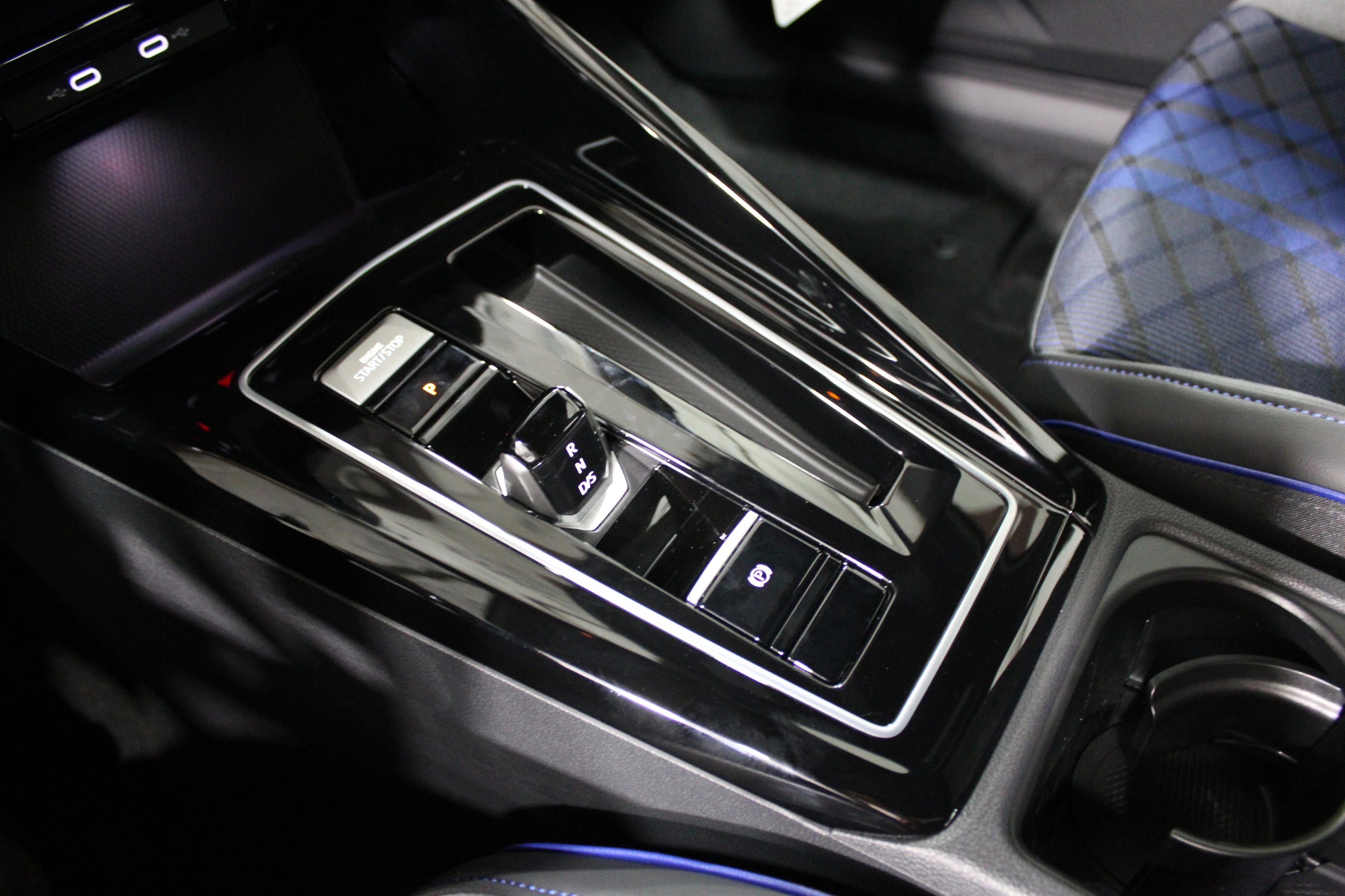 New 2026 Mythos Black Metallic Volkswagen Base image 16