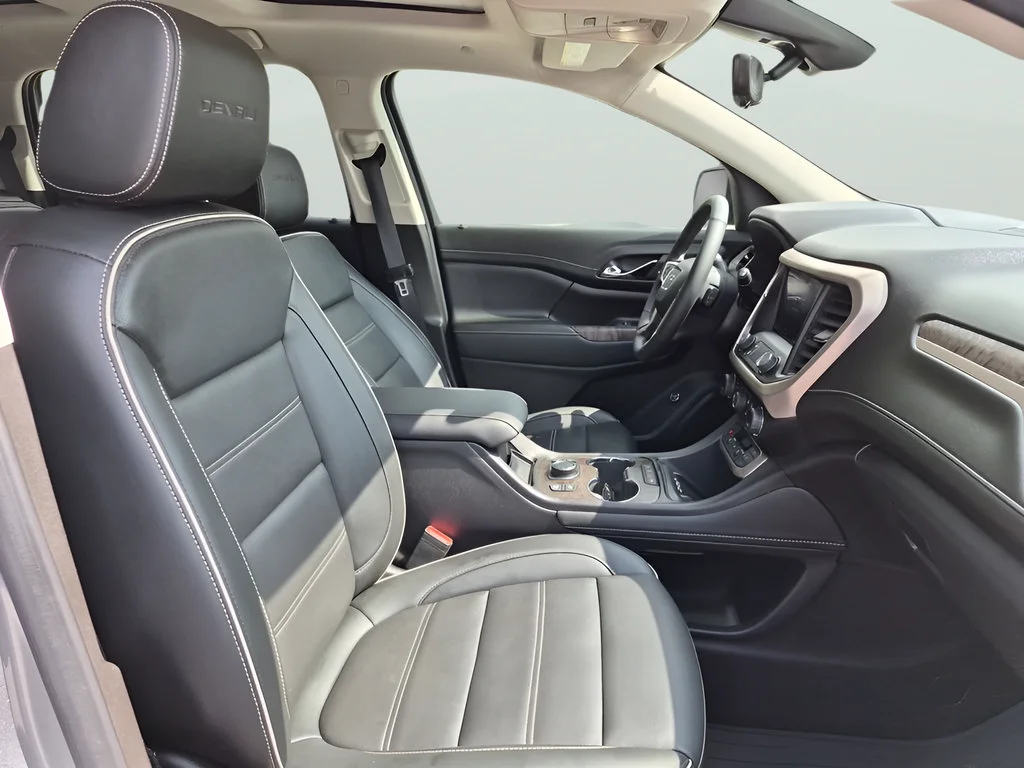 Used 2023 Sterling Metallic GMC Denali image 44