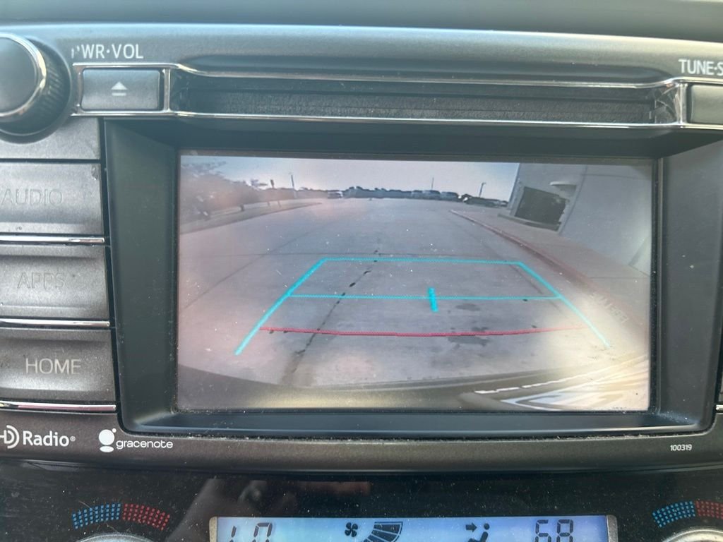 Used 2015 Black Toyota XLE image 9