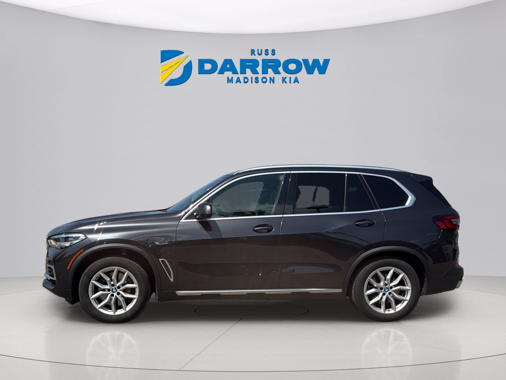 Used 2022 Dark Graphite Metallic BMW xDrive45e image 2