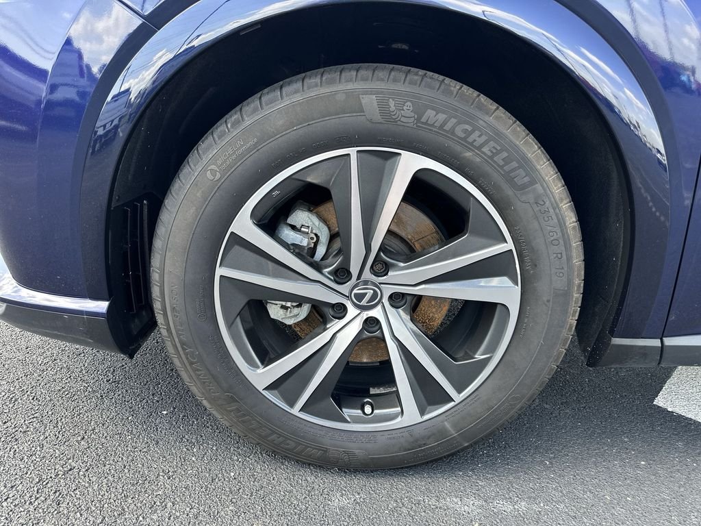Used 2024  Lexus 350 Premium image 16