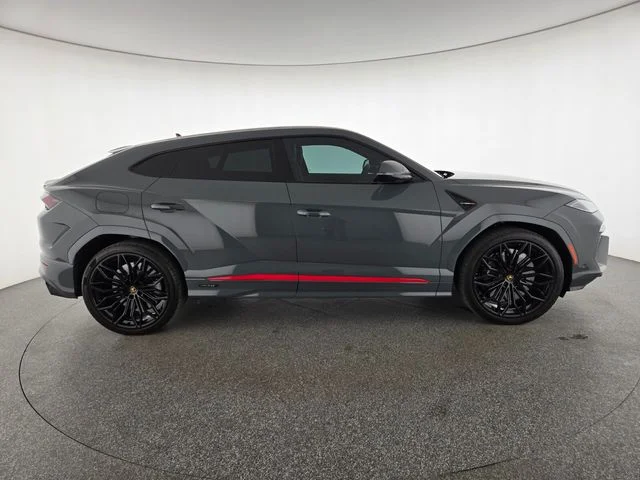 Used 2025 Gray Lamborghini SE image 6