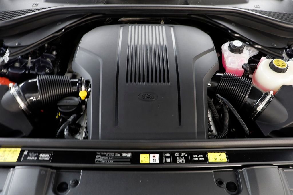 2025 Land Rover Range Rover SE - Photo 23