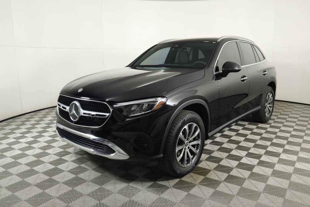 2025 Mercedes-Benz GLC Base