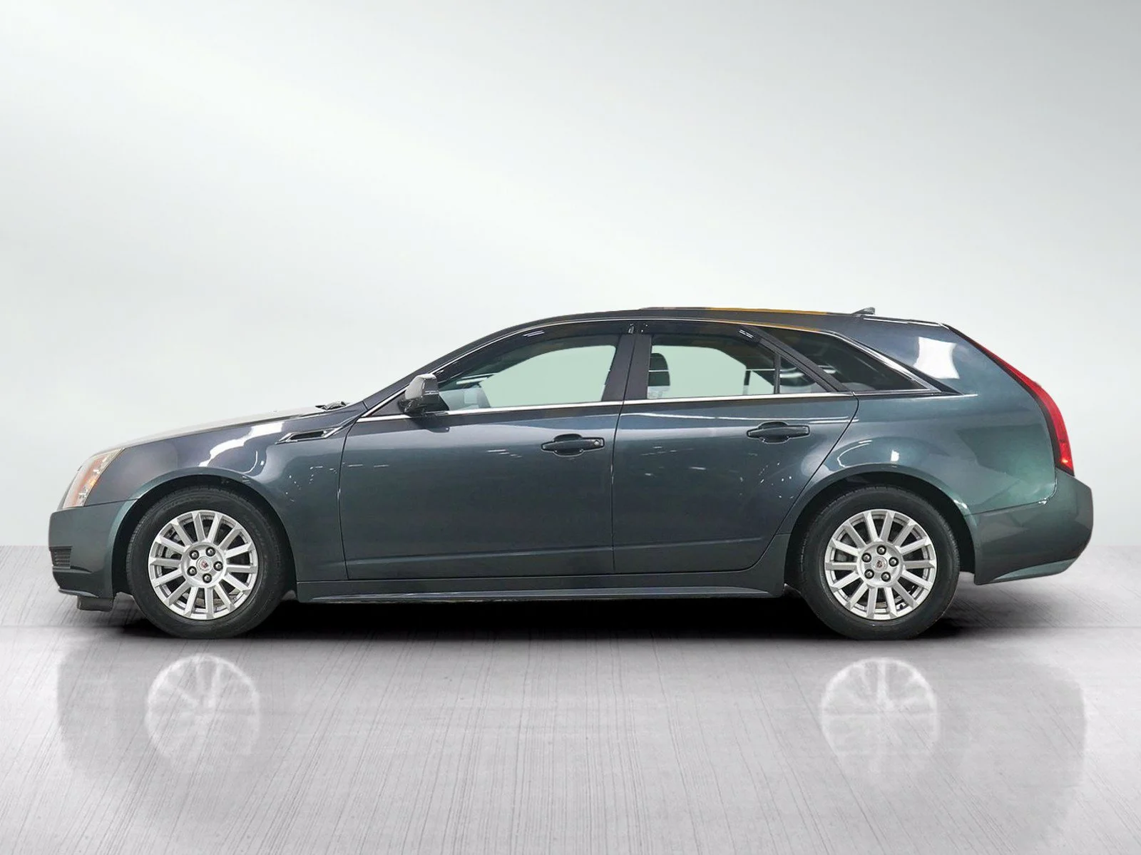 Used 2011 Cadillac CTS Luxury Collection with VIN 1G6DG8EY7B0141423 for sale in Minneapolis, Minnesota