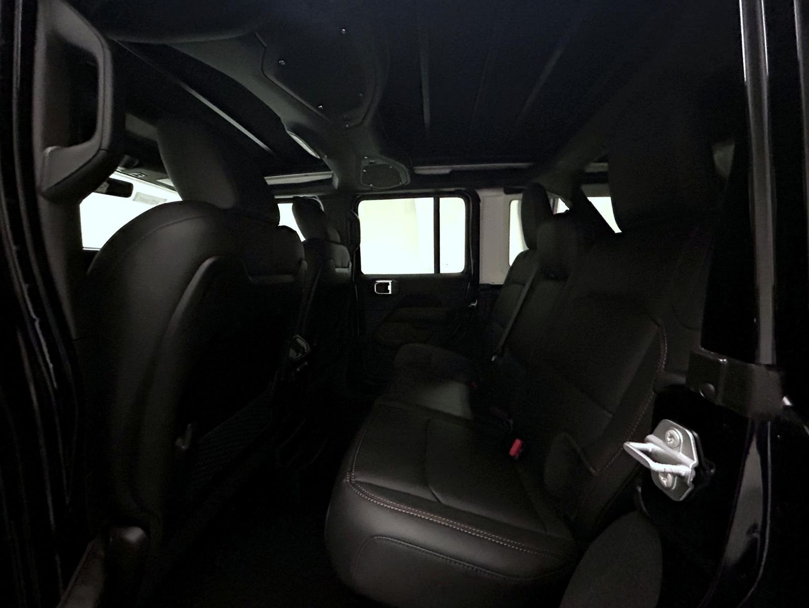 New 2027 Black Clear-Coat Paint Jeep Sahara image 19