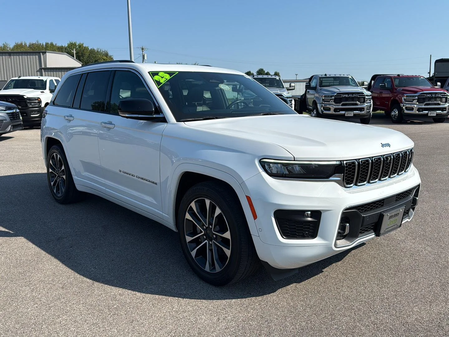 Used 2023 Diamond Black Crystal Pearlcoat Jeep Overland image 2