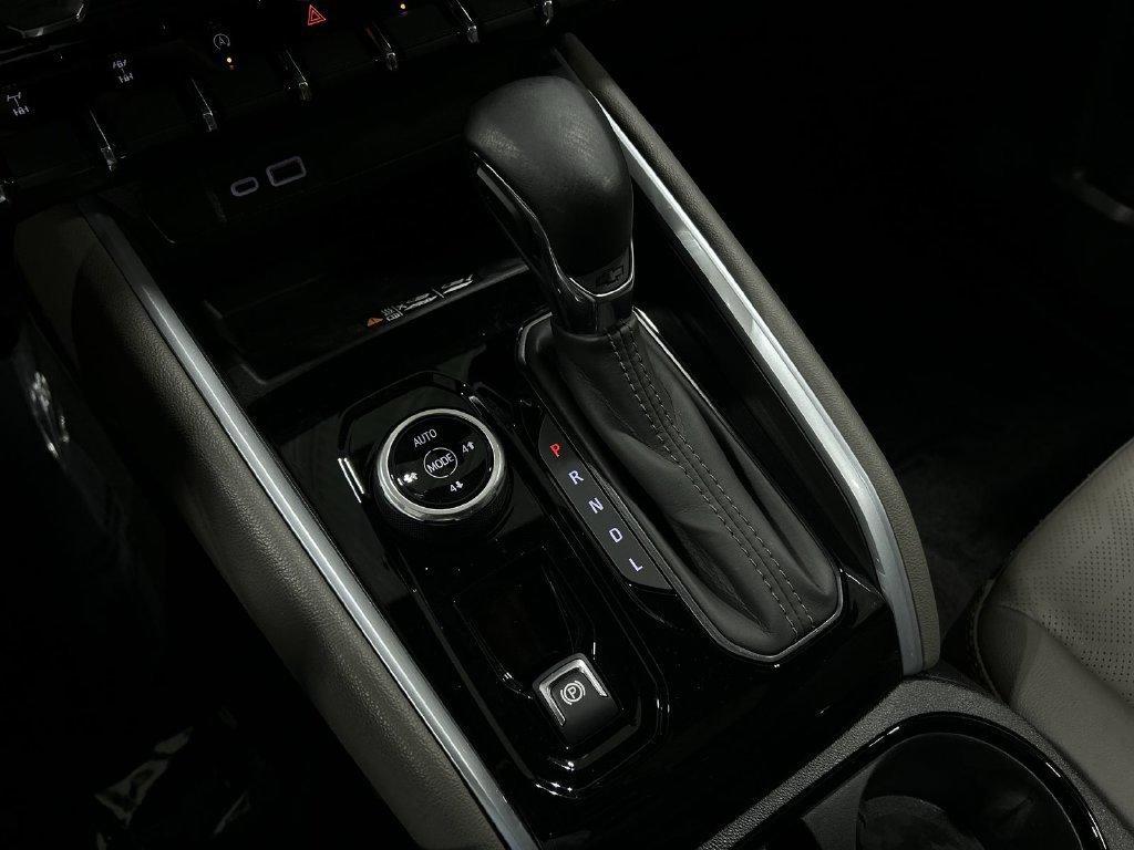 2026 Chevrolet Colorado ZR2 - Photo 22