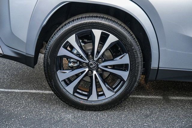 2026 Lexus UX Hybrid 300h F Sport Design - Photo 12