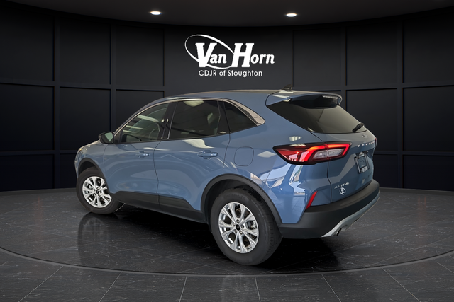 Used 2024 Vapor Blue Ford Active image 5