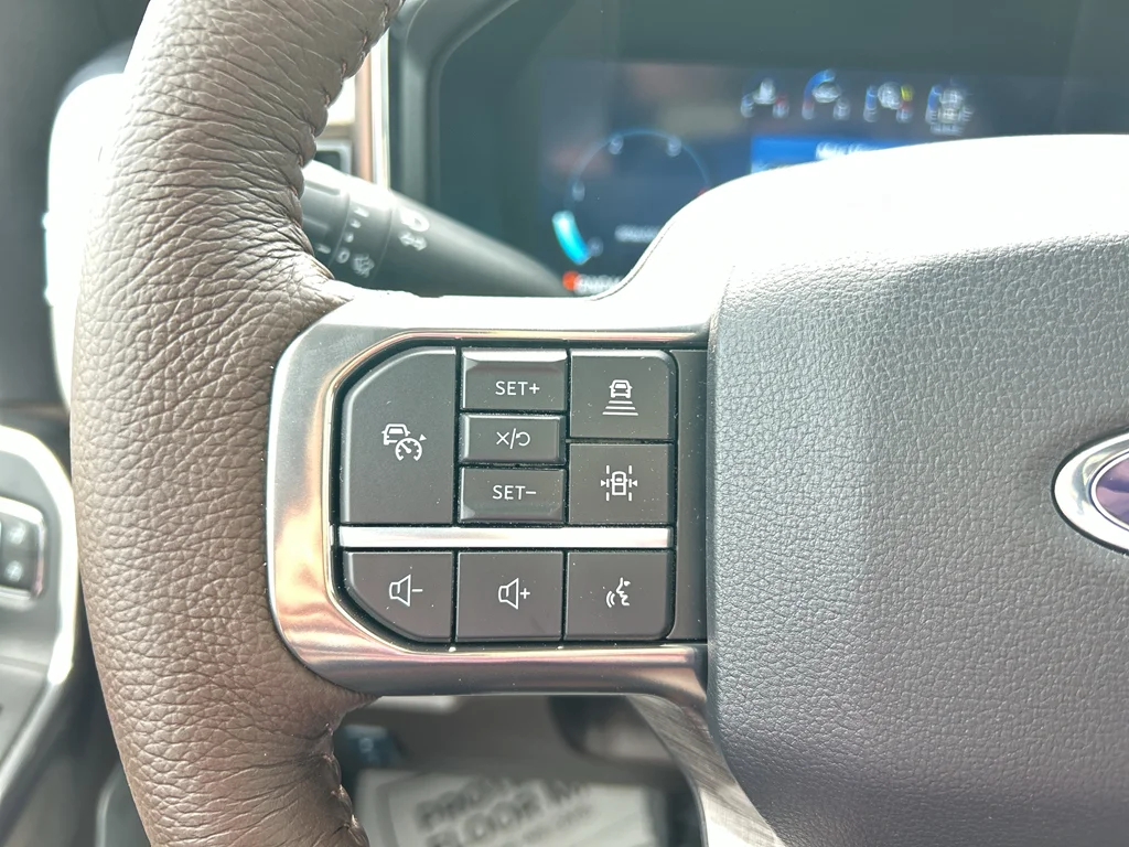 New 2026 Star White Metallic Tri-Coat Ford F-350® King Ranch® image 12