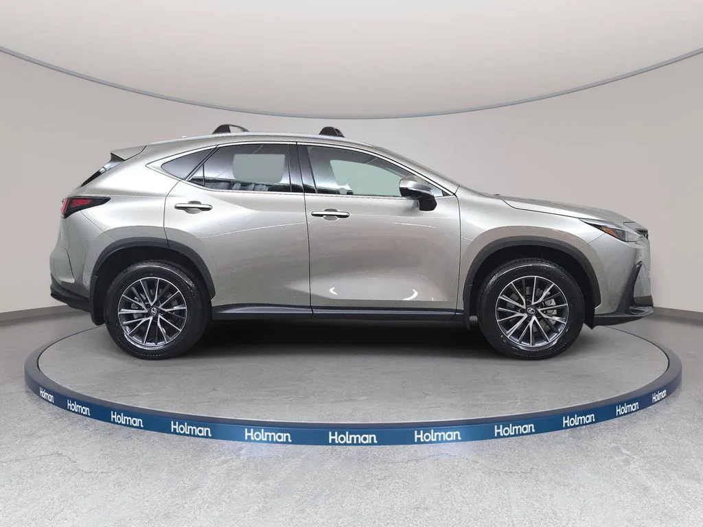 New 2026 Atomic Silver Lexus PREMIUM image 4