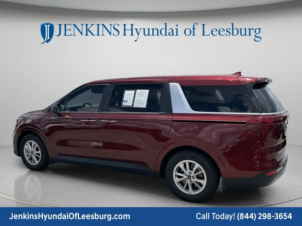 Used 2024 Red Kia LX image 7