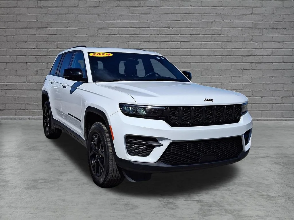 Used 2024 Bright White Clearcoat Jeep Altitude X image 2