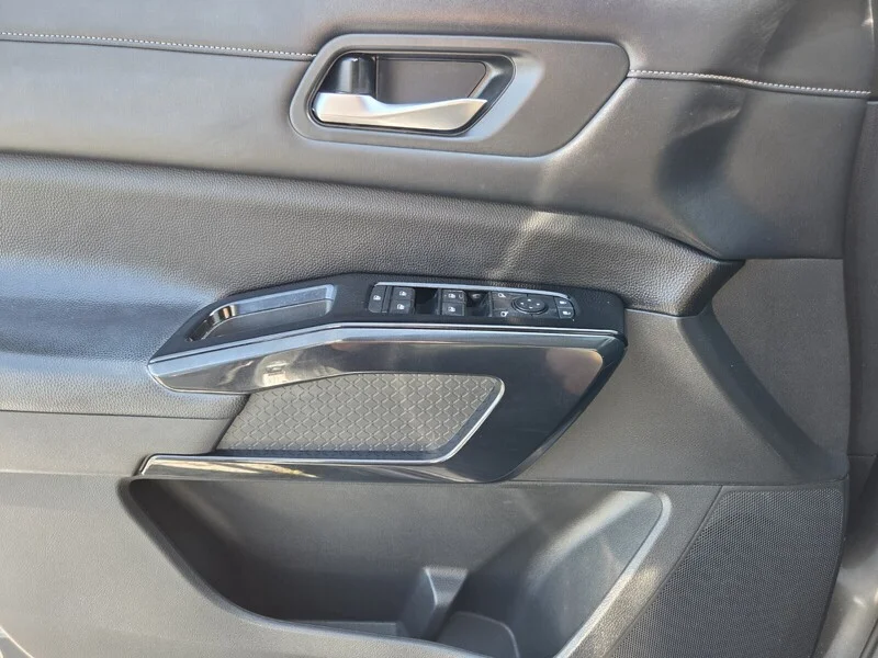 Used 2022 Gun Metallic NISSAN S image 25