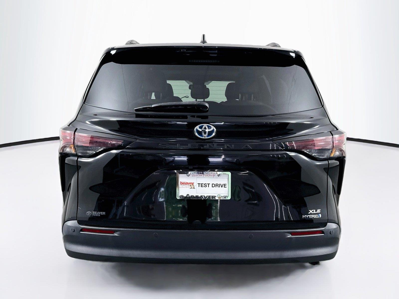 Certified Used 2024 Midnight Black Metallic Toyota XLE 8-Passenger image 11