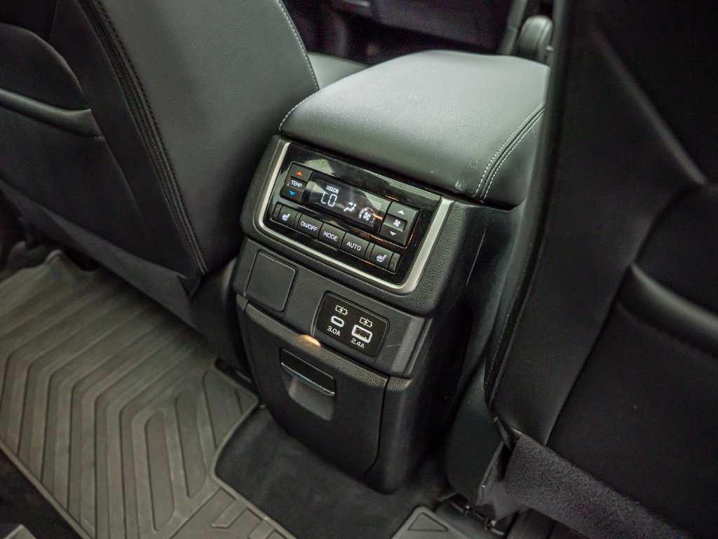 Used 2023 Crystal White Pearl Subaru Limited image 35