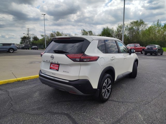 Used 2023 White Nissan SV image 7