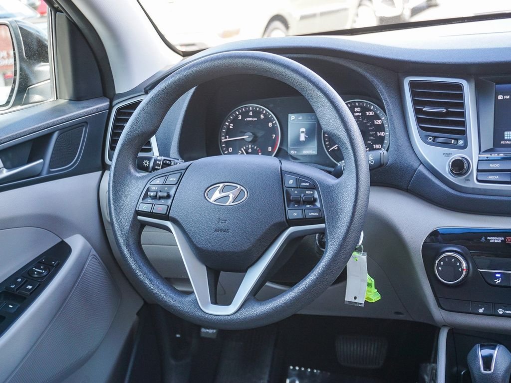 Used 2018 Black Hyundai SEL image 17