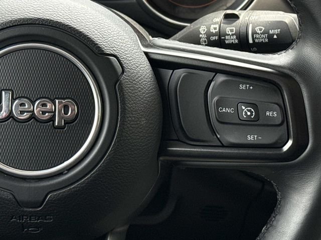 Used 2018 Gray Jeep Unlimited Sport S image 22