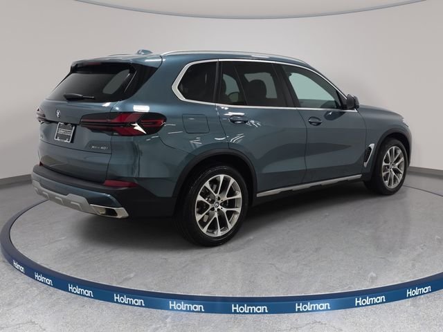 Certified Used 2026 Blue Ridge Mountain Metallic BMW xDrive40i image 5