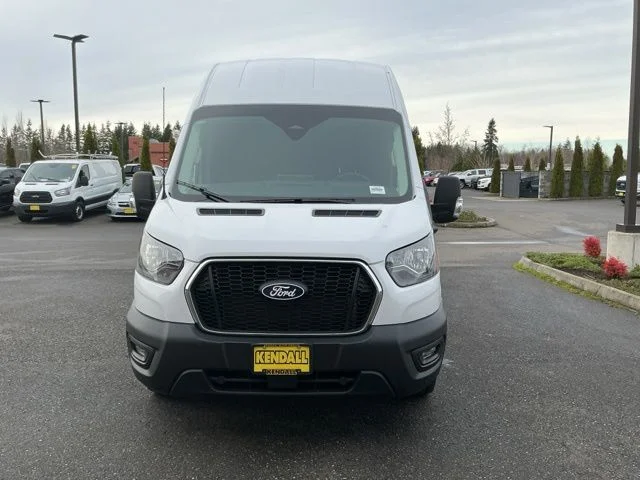 New 2026 Oxford White Ford Base image 2