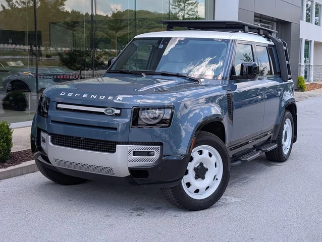 2025 Land Rover Defender 110 S