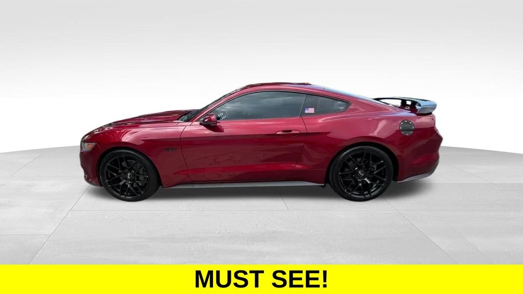Used 2017 Ruby Red Metallic Tinted Clearcoat Ford GT Premium image 3