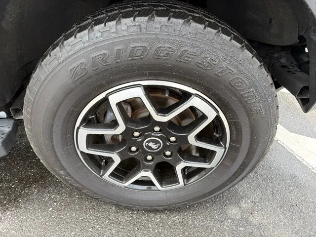 Used 2023 Silver Ford Base image 30