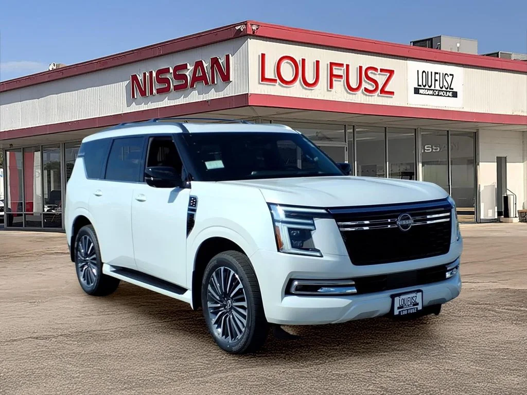 New 2026 Everest White TriCoat Nissan Platinum Reserve image 1